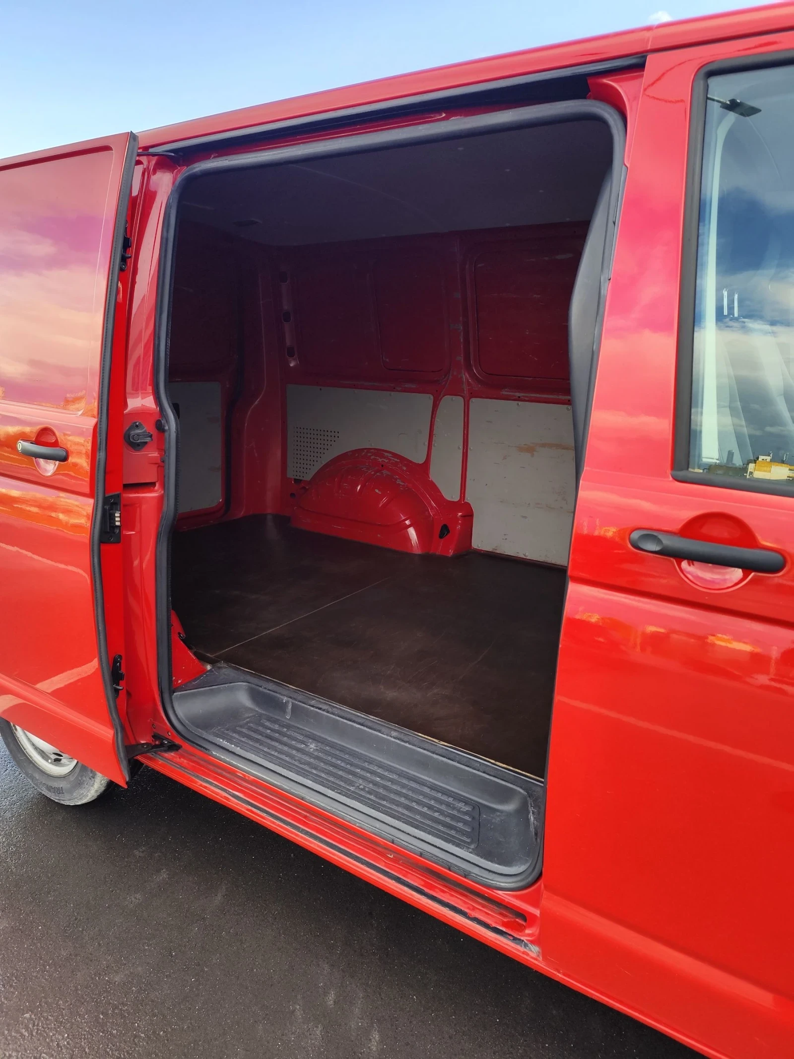 VW Transporter Т6 2.0 TDI - изображение 5