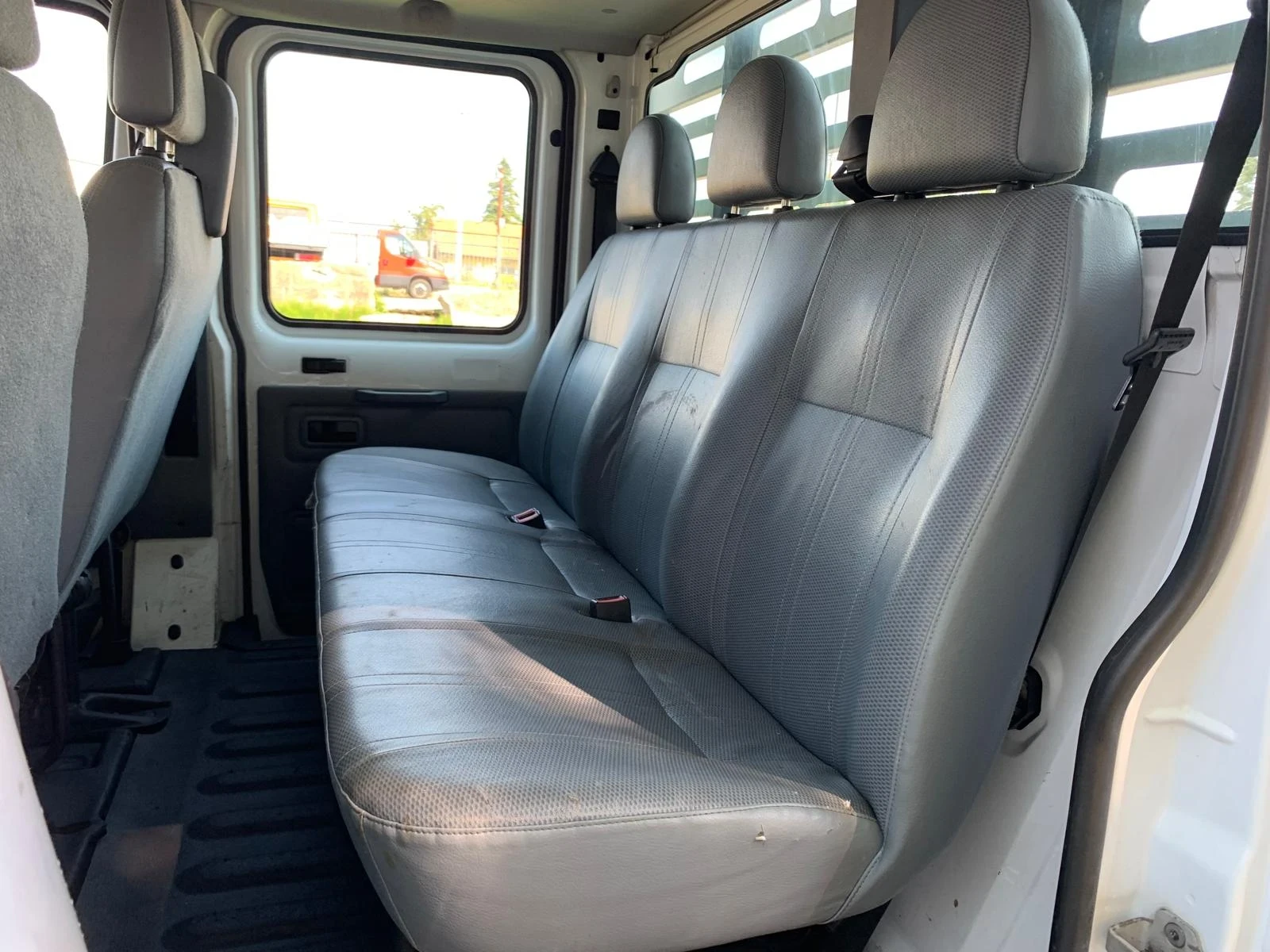 Ford Transit 3, 5т Категория В 6+ 1, снимка 14 - Бусове и автобуси - 55189975