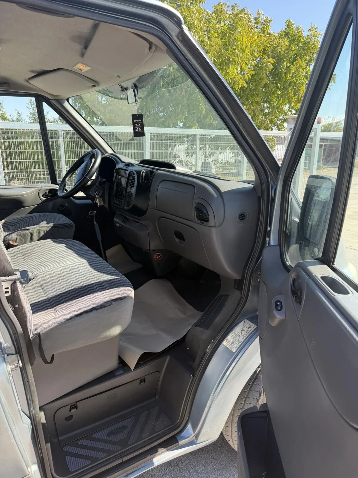 Ford Transit 2.0, снимка 7 - Бусове и автобуси - 56564009