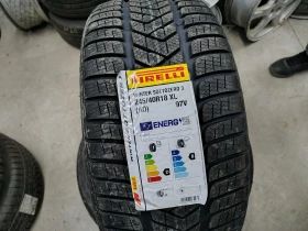Гуми Зимни 245/40R18, снимка 1