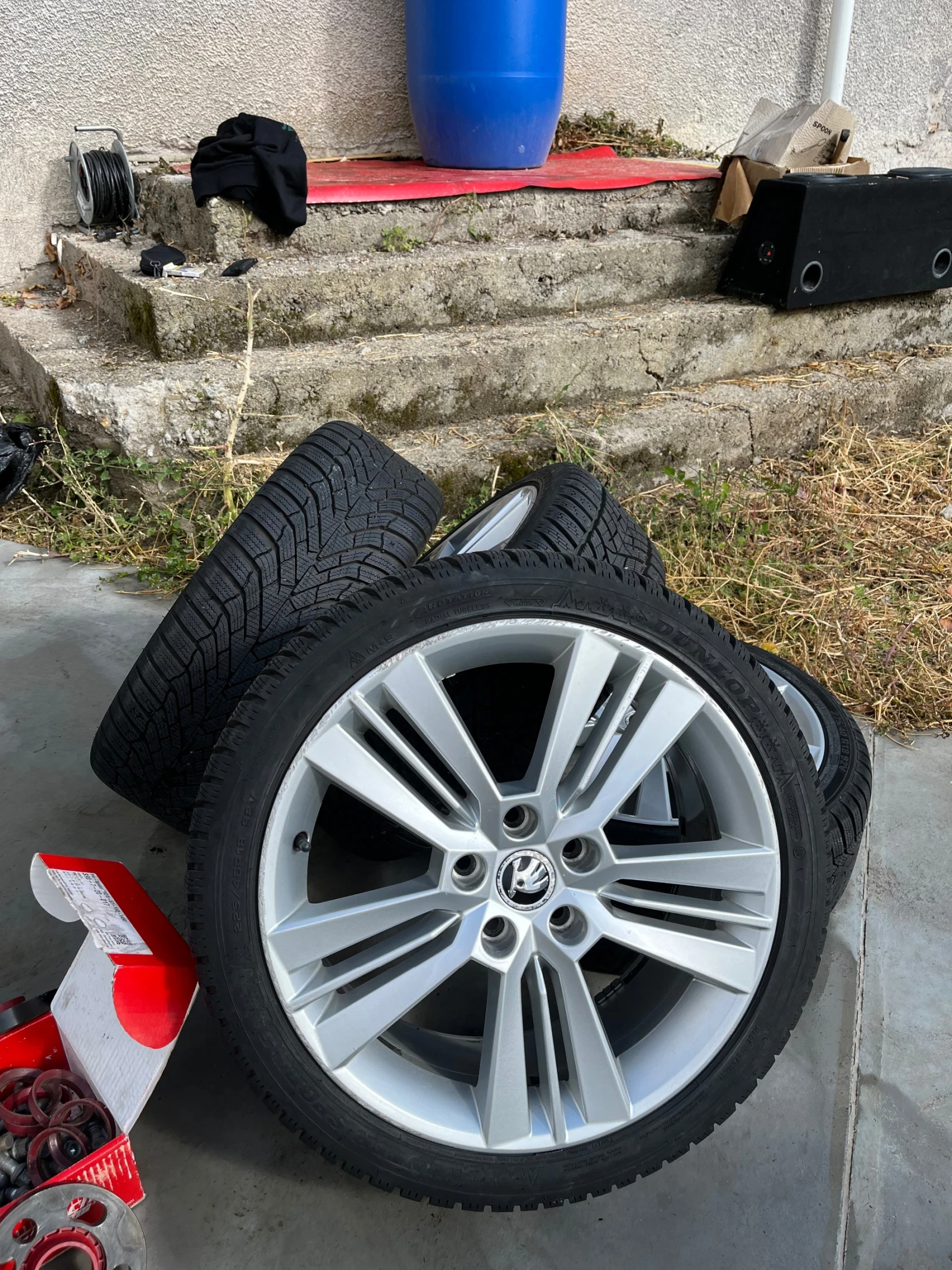    225/40R18 | Mobile.bg   3