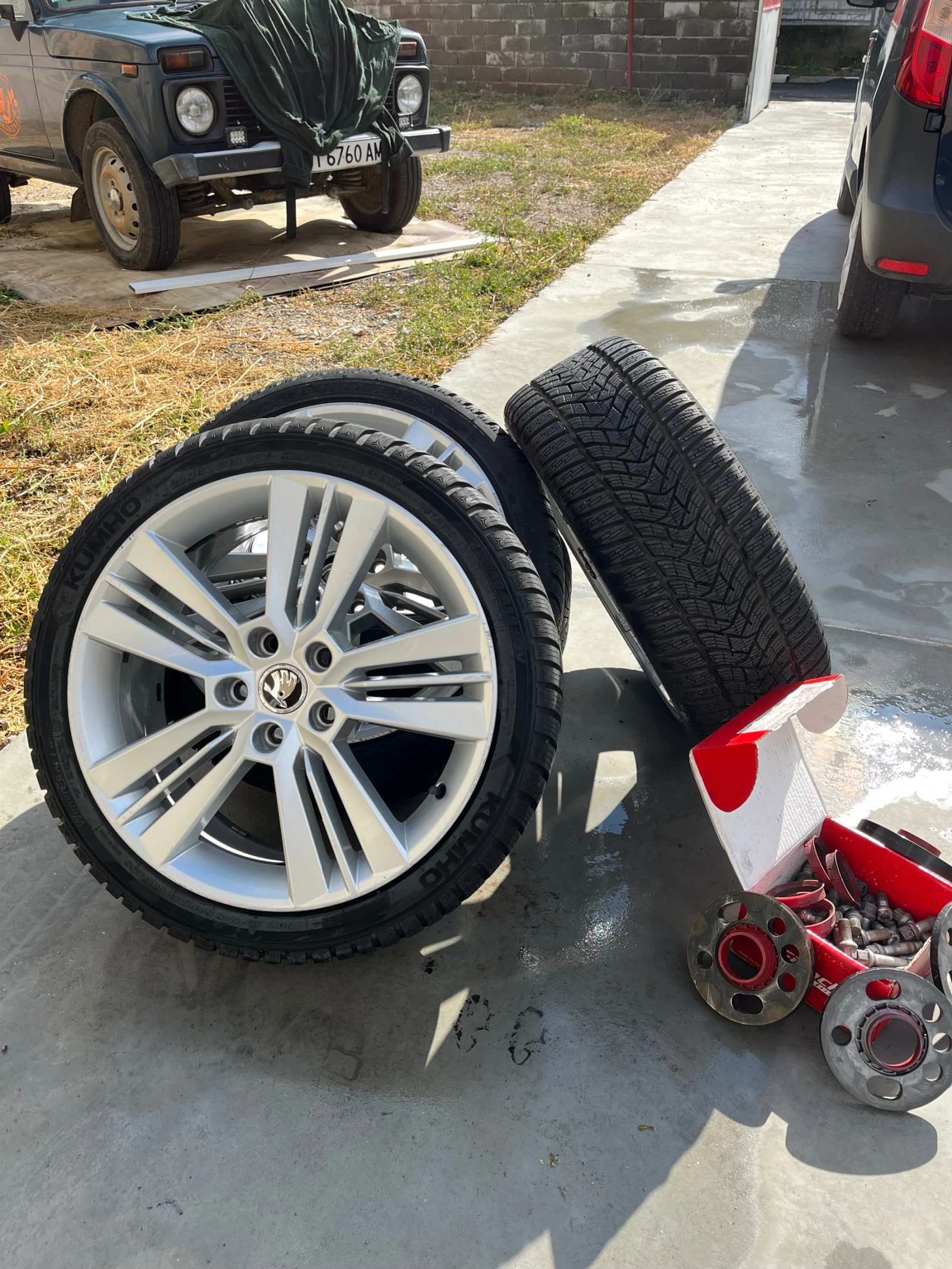    225/40R18 | Mobile.bg   8