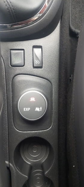 Renault Captur 1.5 dci EUR 6B, снимка 9