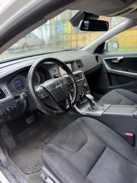 Volvo V60, снимка 9