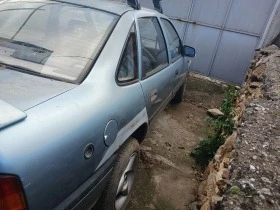 Opel Vectra 1.8 mono, снимка 2