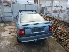 Opel Vectra 1.8 mono, снимка 1