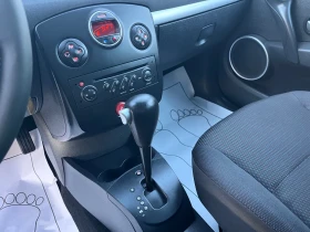 Renault Clio 1.6i Automat, снимка 9