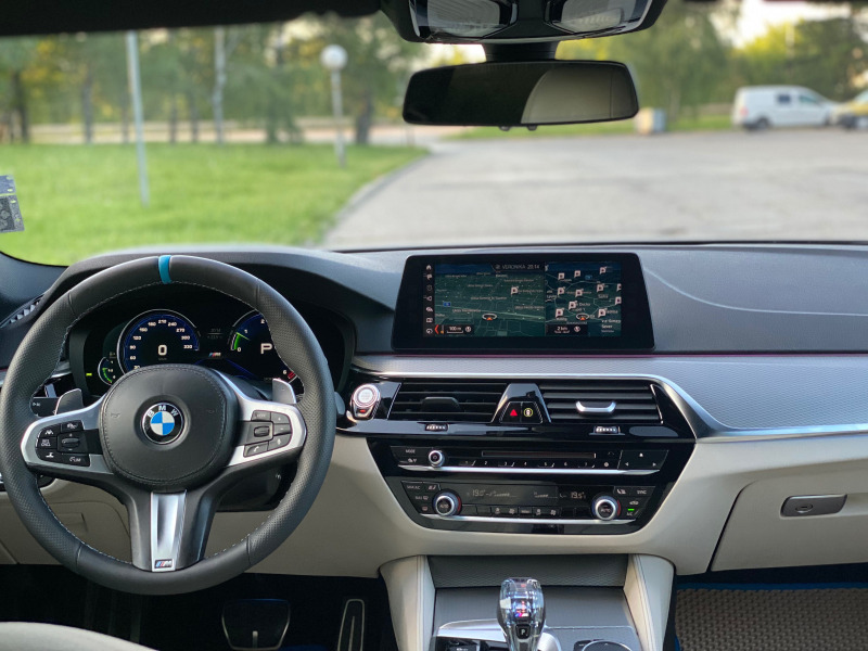 BMW 530 xDrive* M-Performance* Head-Up* 360* G30, снимка 5 - Автомобили и джипове - 46152509
