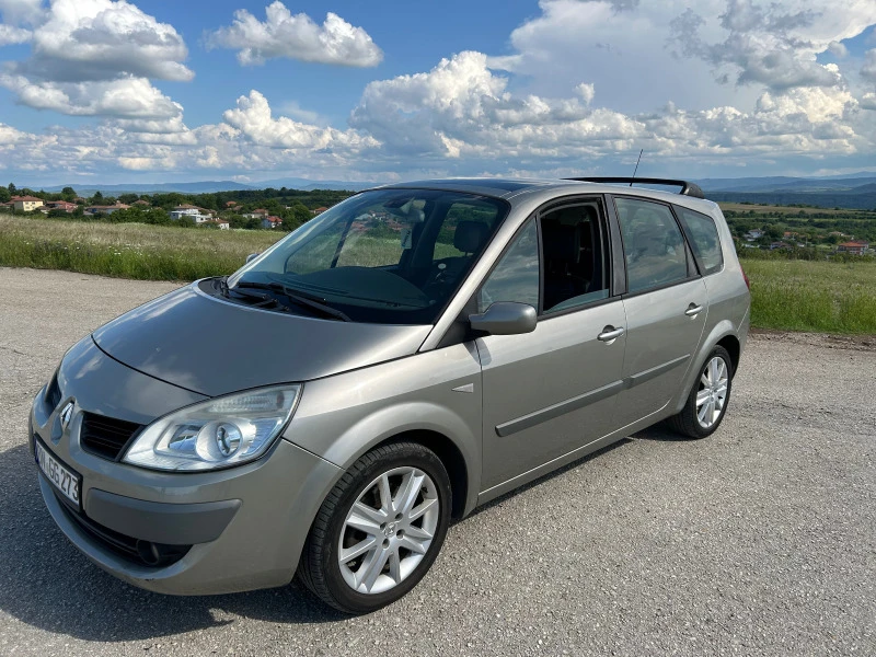 Renault Scenic, снимка 2 - Автомобили и джипове - 47767834