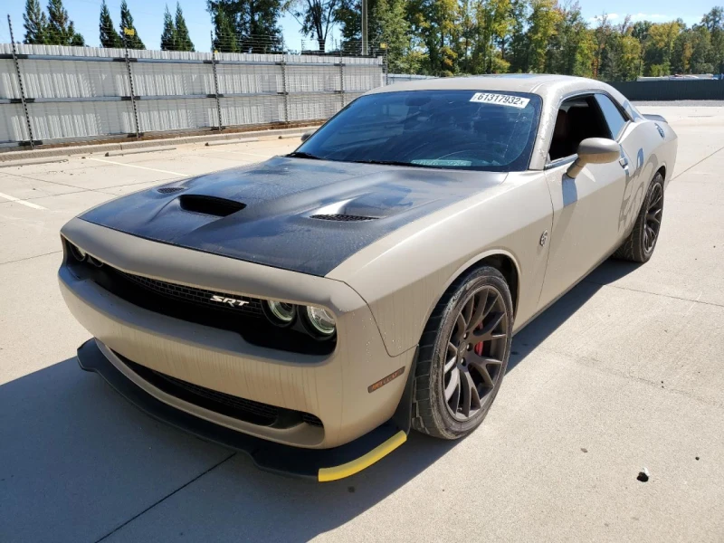 Dodge Challenger 6.2L 8 Rear-wheel drive, снимка 2 - Автомобили и джипове - 48167997