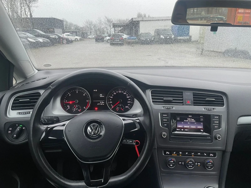 VW Golf 1.6, снимка 9 - Автомобили и джипове - 48395994