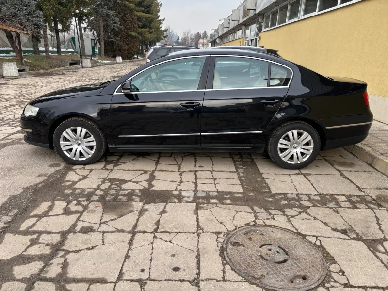 VW Passat, снимка 2 - Автомобили и джипове - 49257942