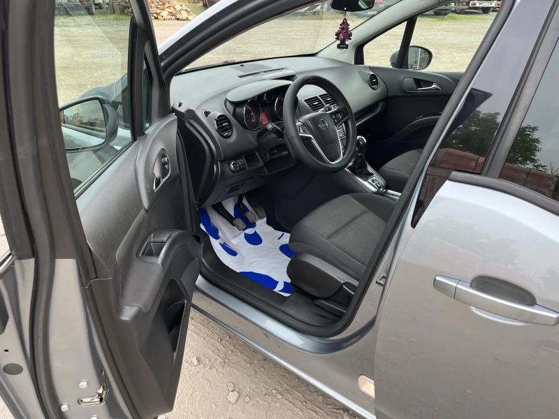 Opel Meriva 1.3 cdti, снимка 10 - Автомобили и джипове - 52555539