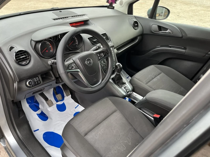 Opel Meriva 1.3 cdti, снимка 11 - Автомобили и джипове - 52555539