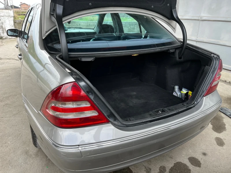 Mercedes-Benz C 220 CDI AVANGARD, снимка 14 - Автомобили и джипове - 52432479