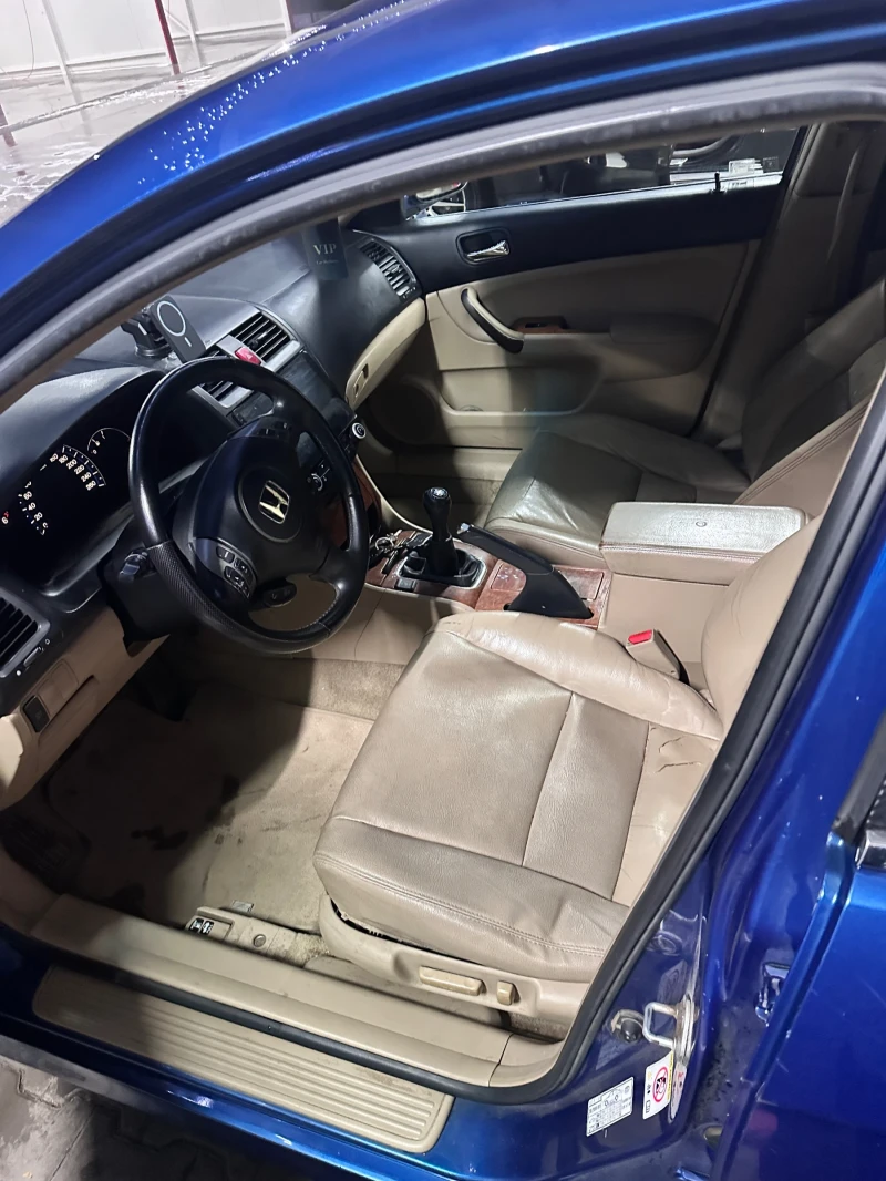 Honda Accord 7, снимка 8 - Автомобили и джипове - 52742713