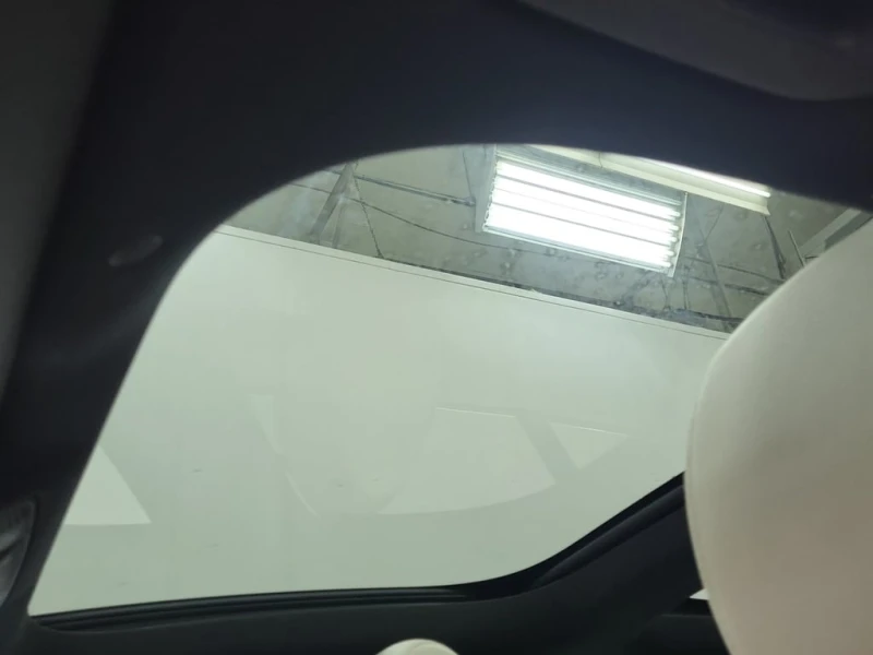 Mercedes-Benz E 350 * CARFAX * БЕЗ ПЪРВОНАЧАЛНА ВНОСКА, снимка 13 - Автомобили и джипове - 52950895