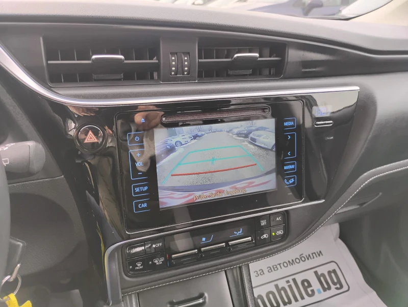 Toyota Auris 1.2 NAVI камераEURO6, снимка 12 - Автомобили и джипове - 53593106