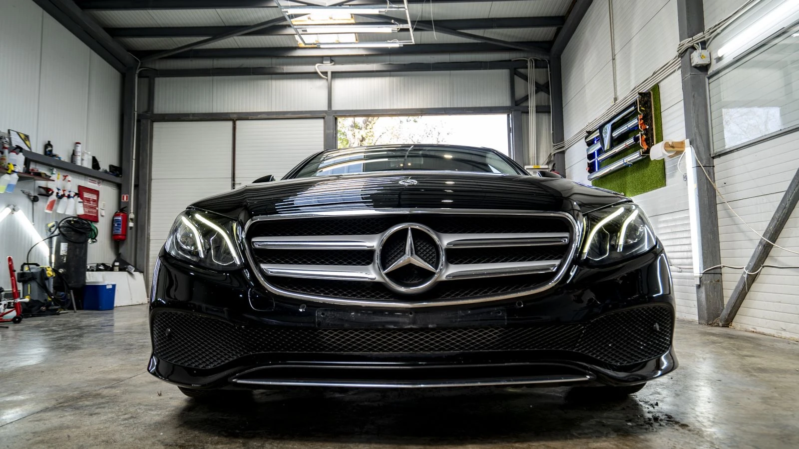 Mercedes-Benz E 200 AVANTGARDE* 9G* 2018, снимка 1