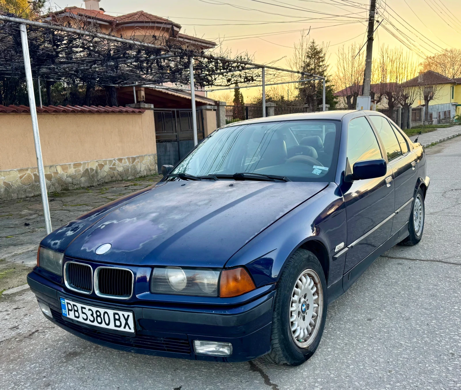 BMW 320 E36 320I  ШПЕР, снимка 1