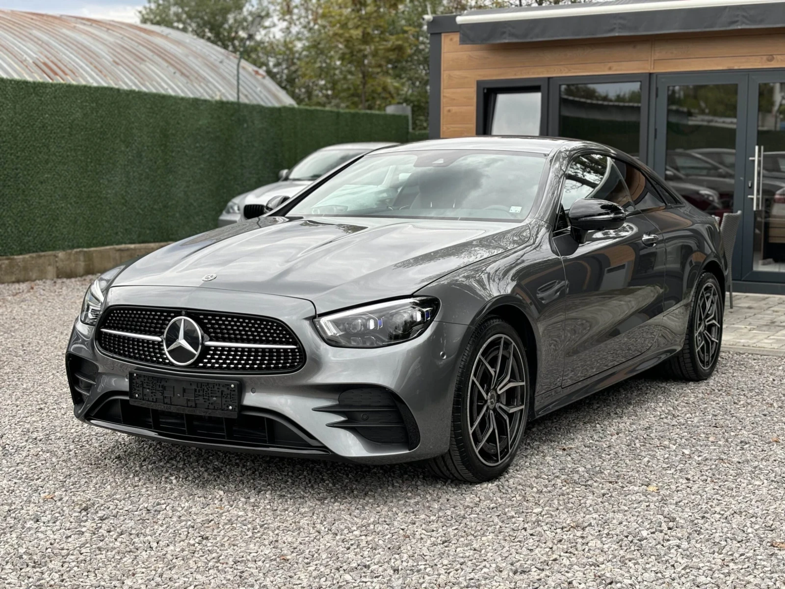 Mercedes-Benz E 220 COUPE 4 Matic - изображение 2