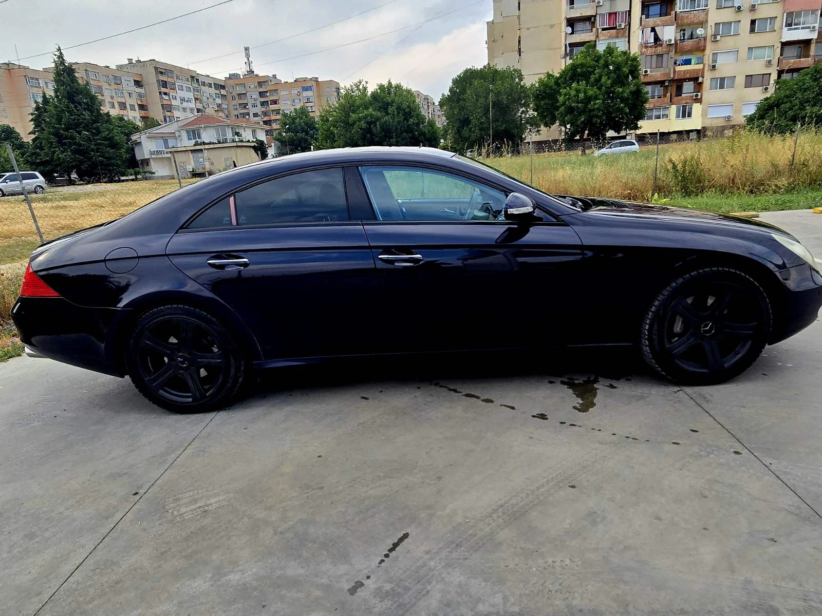 Mercedes-Benz CLS 500  - изображение 8