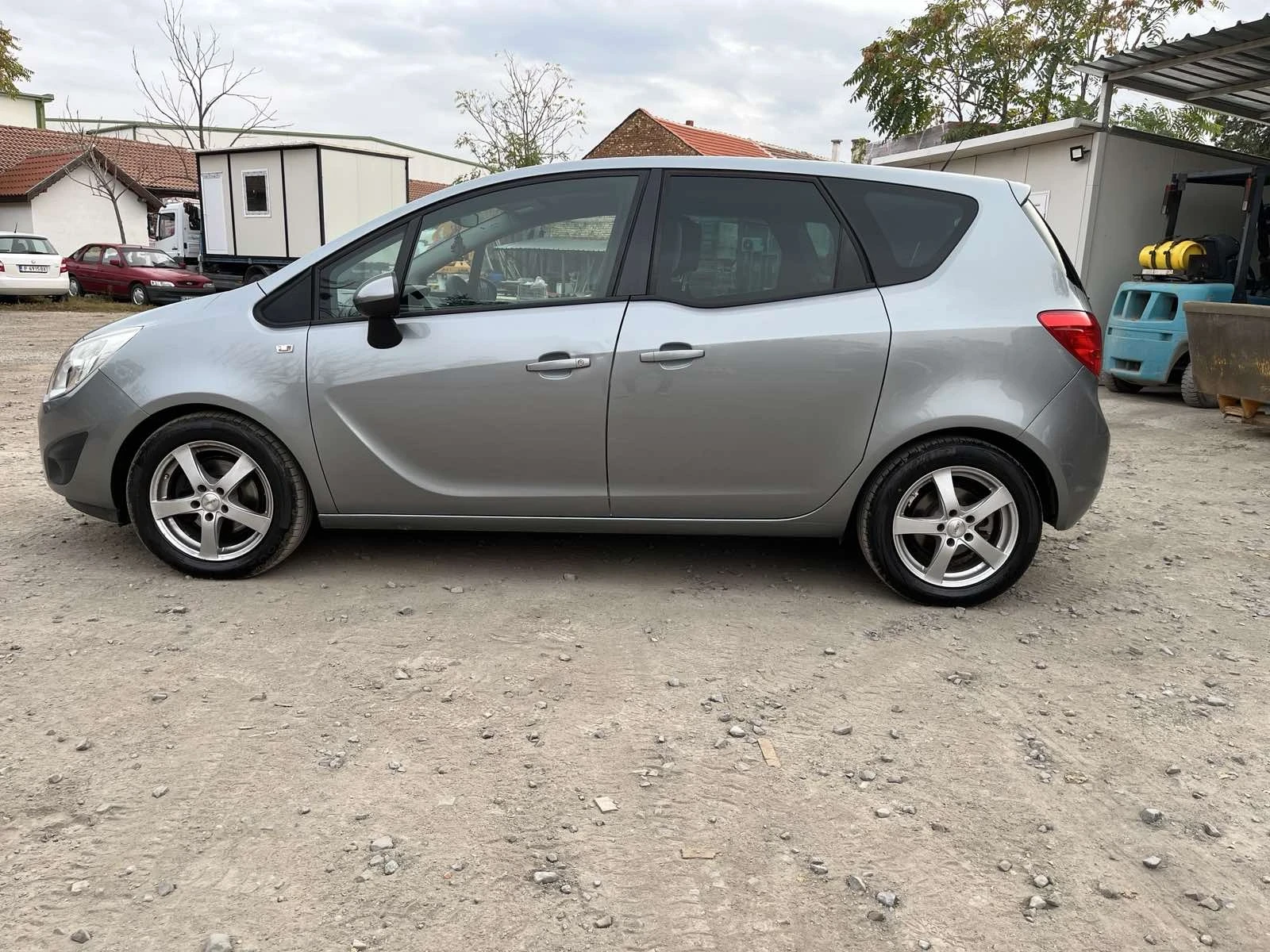 Opel Meriva 1.3 cdti - изображение 8