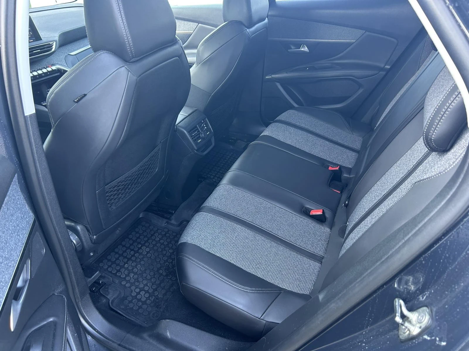 Peugeot 3008 1.5BlueHdi EAT8 | Mobile.bg   14