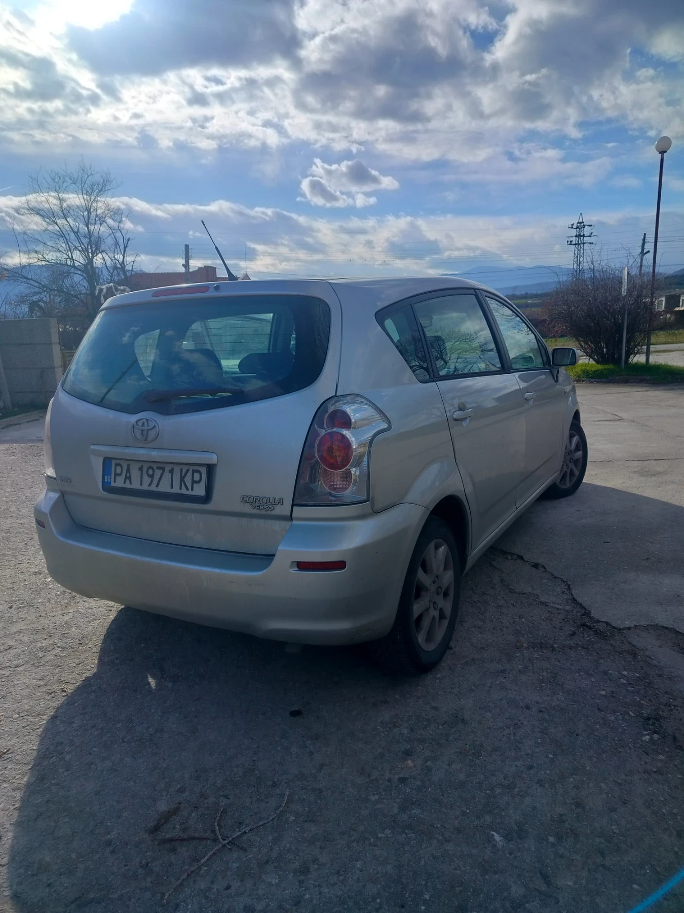 Toyota Corolla verso  - изображение 6