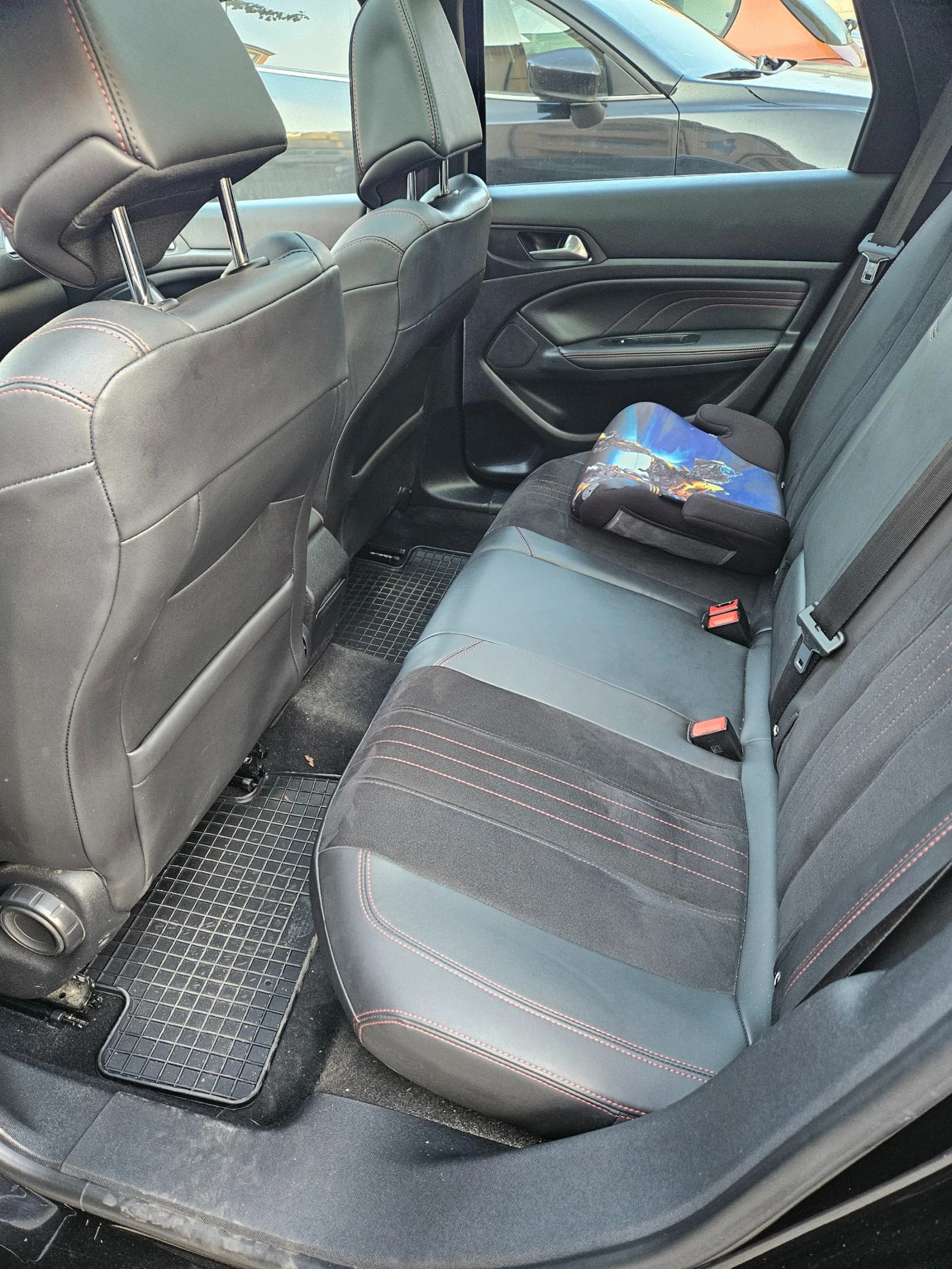 Peugeot 308 GT 180hp EAT8 | Mobile.bg � ����������� 10