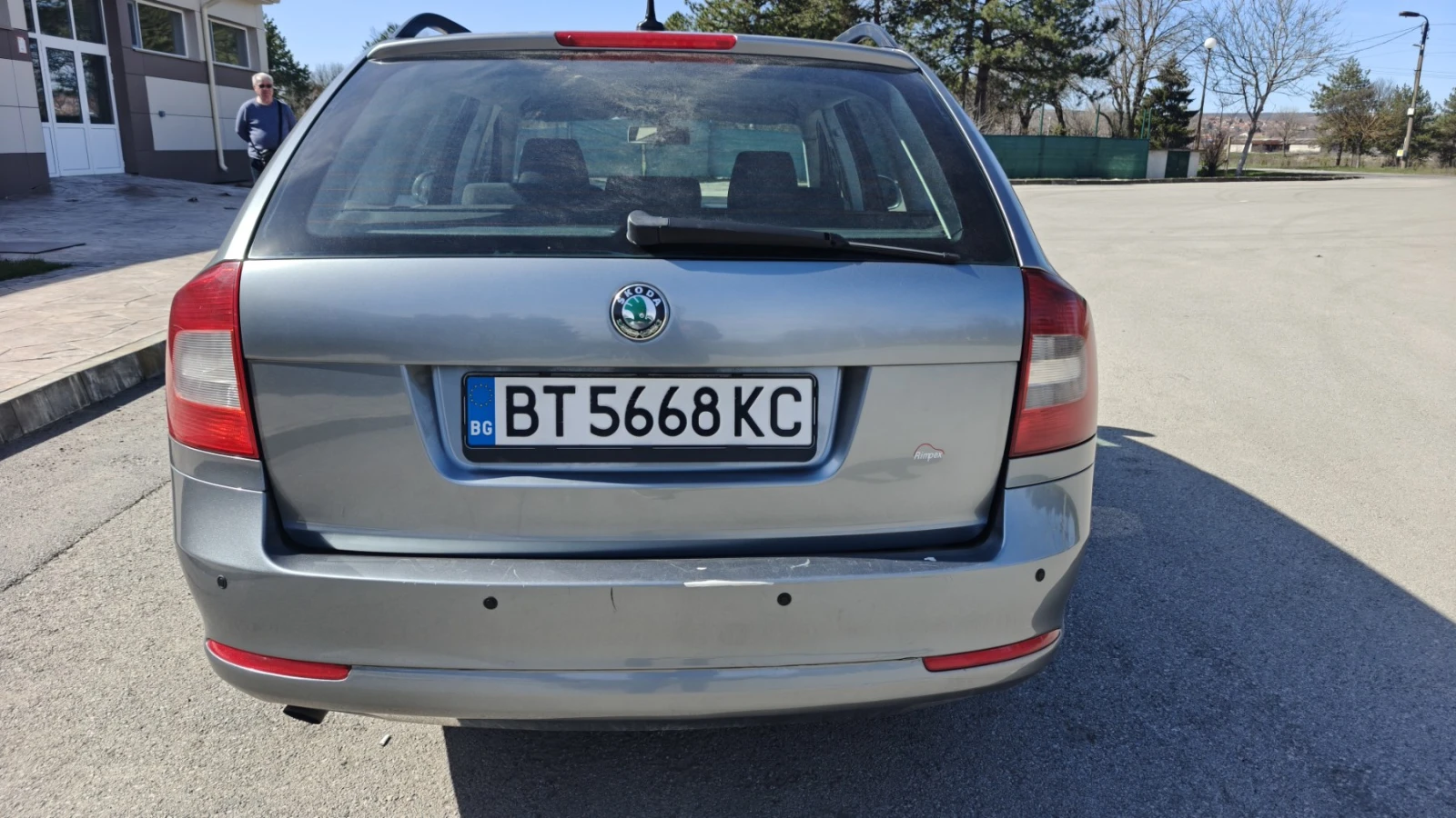Skoda Octavia 1.6, снимка 4 - Автомобили и джипове - 53796926