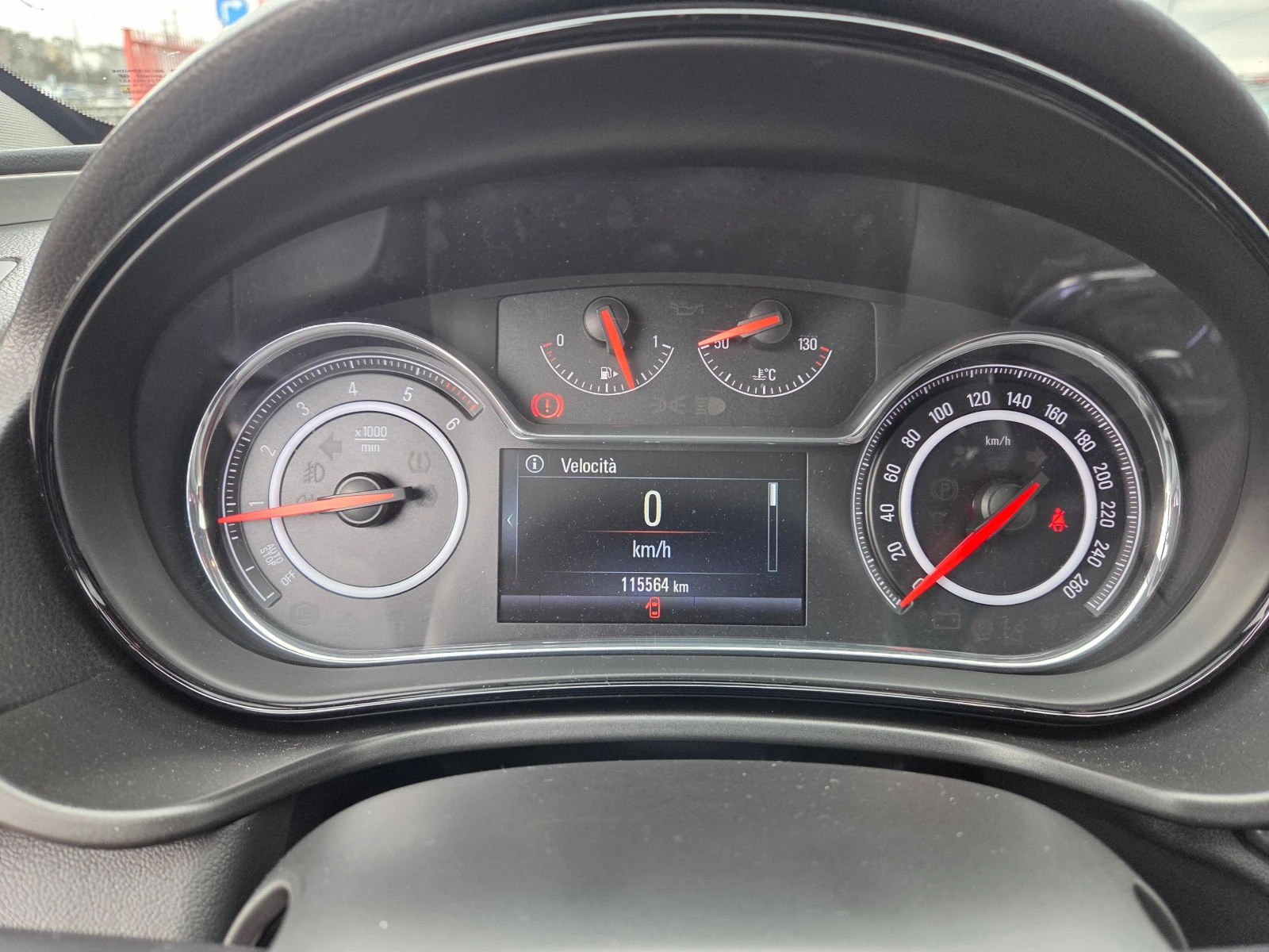 Opel Insignia 1.6 CDTI/FACELIFT/TOP, снимка 14 - Автомобили и джипове - 54088267