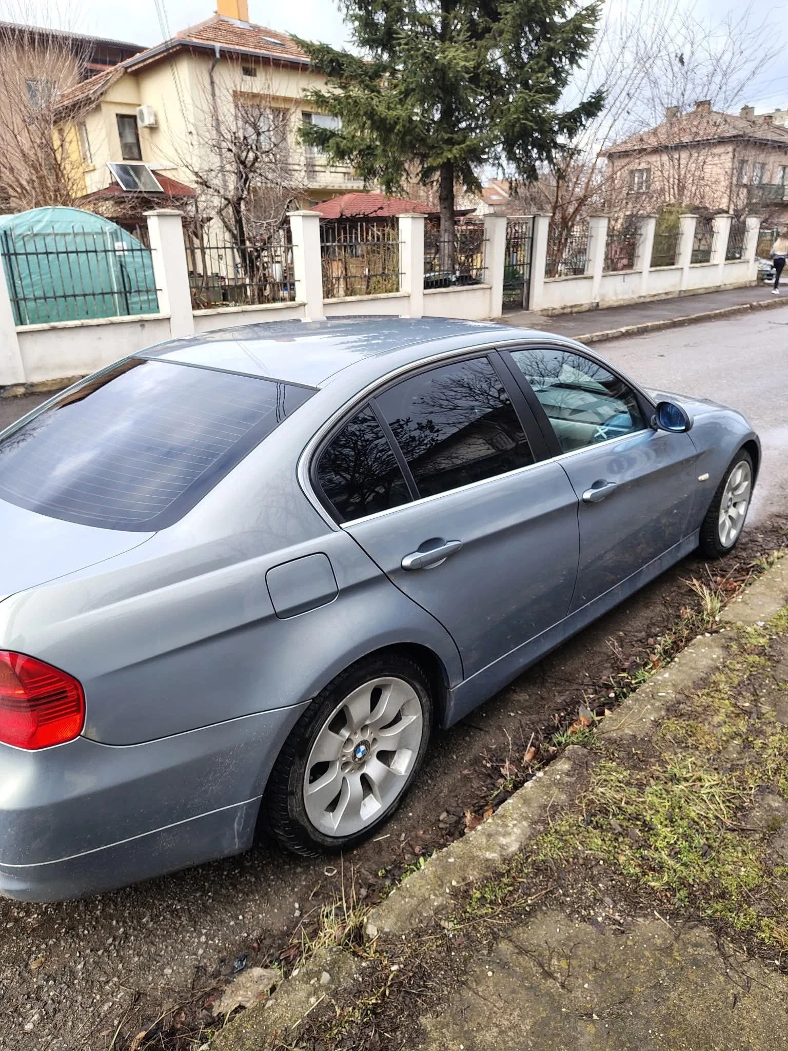 BMW 330 4x4, снимка 5 - Автомобили и джипове - 54310933