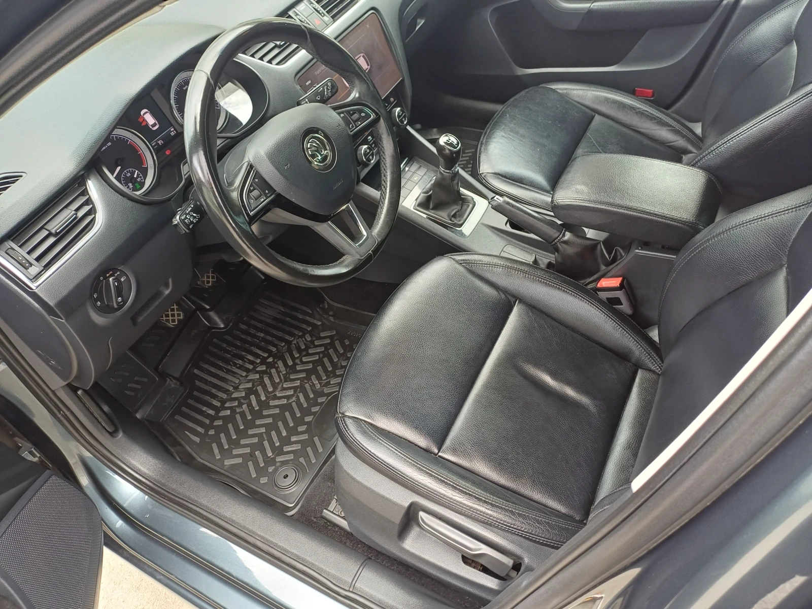 Skoda Octavia 1.4 g-tec metan , снимка 7 - Автомобили и джипове - 54892434