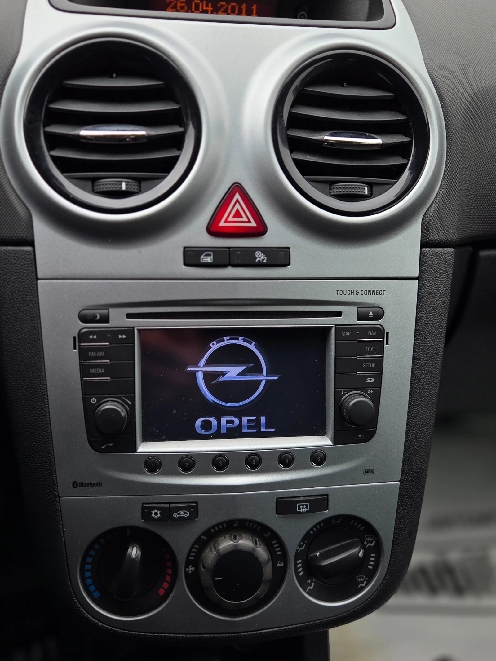 Opel Corsa 1.3CDTi 95к.с. 6ск. NAVI, снимка 12 - Автомобили и джипове - 54643904