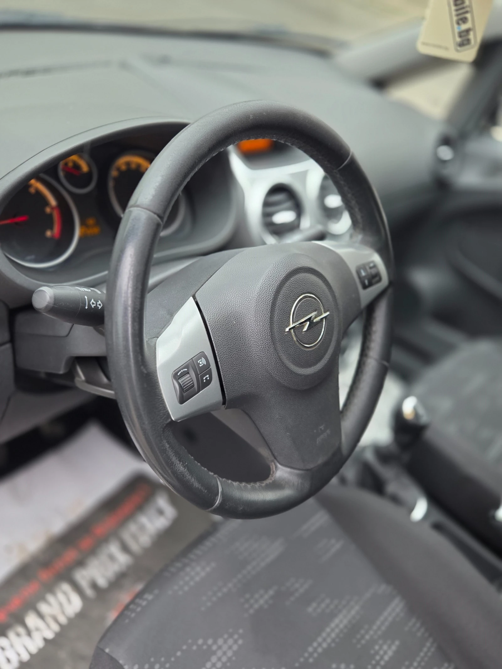 Opel Corsa 1.3CDTi 95к.с. 6ск. NAVI, снимка 11 - Автомобили и джипове - 54643904