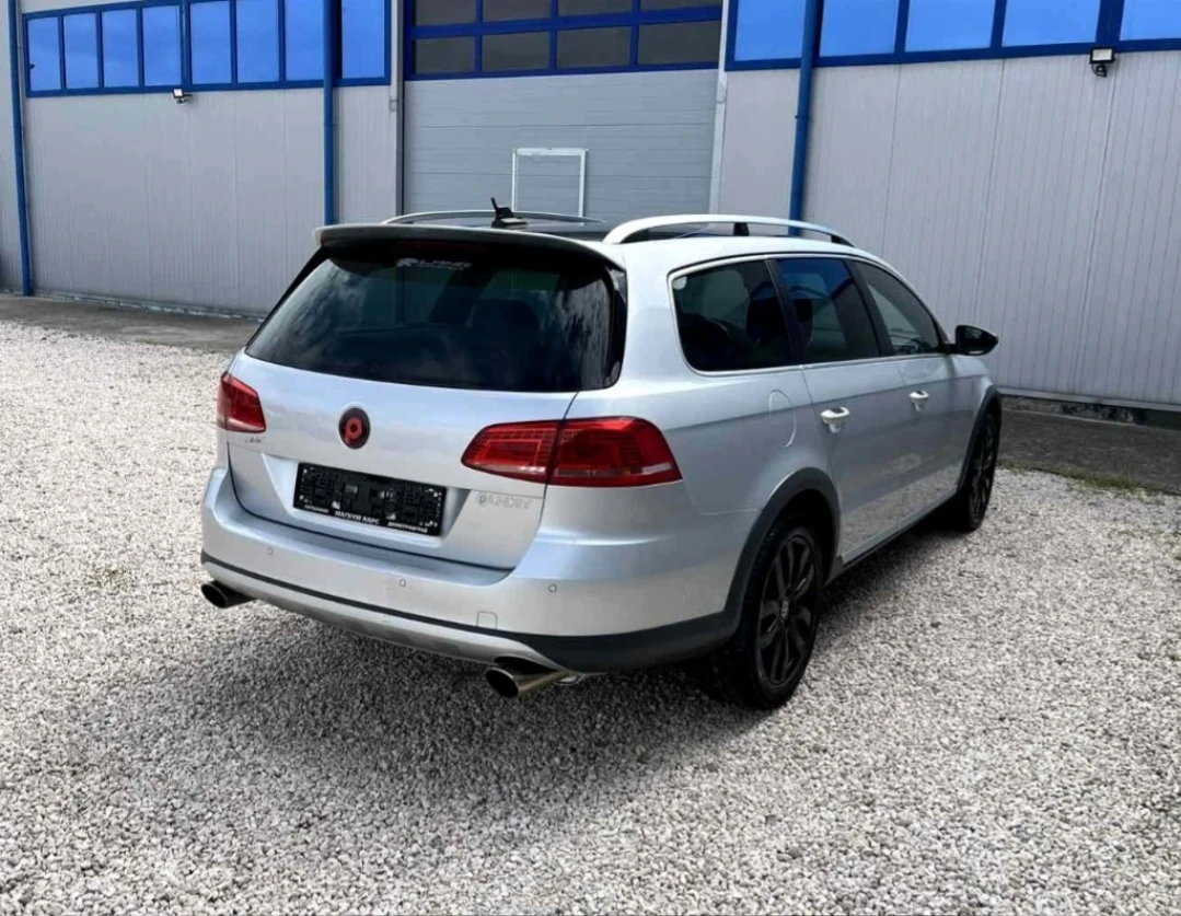 VW Alltrack 2.0 TSI 4x4, снимка 4 - Автомобили и джипове - 54731875