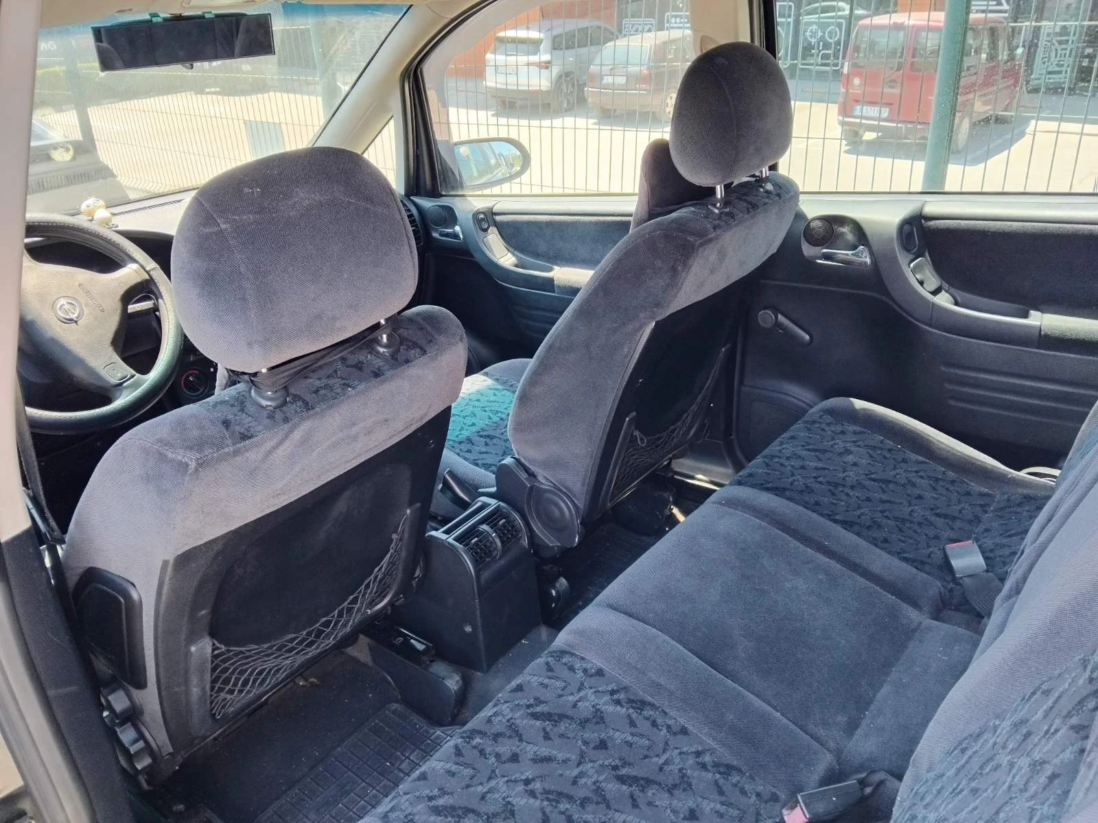 Opel Zafira 1.6, снимка 6 - Автомобили и джипове - 54866675