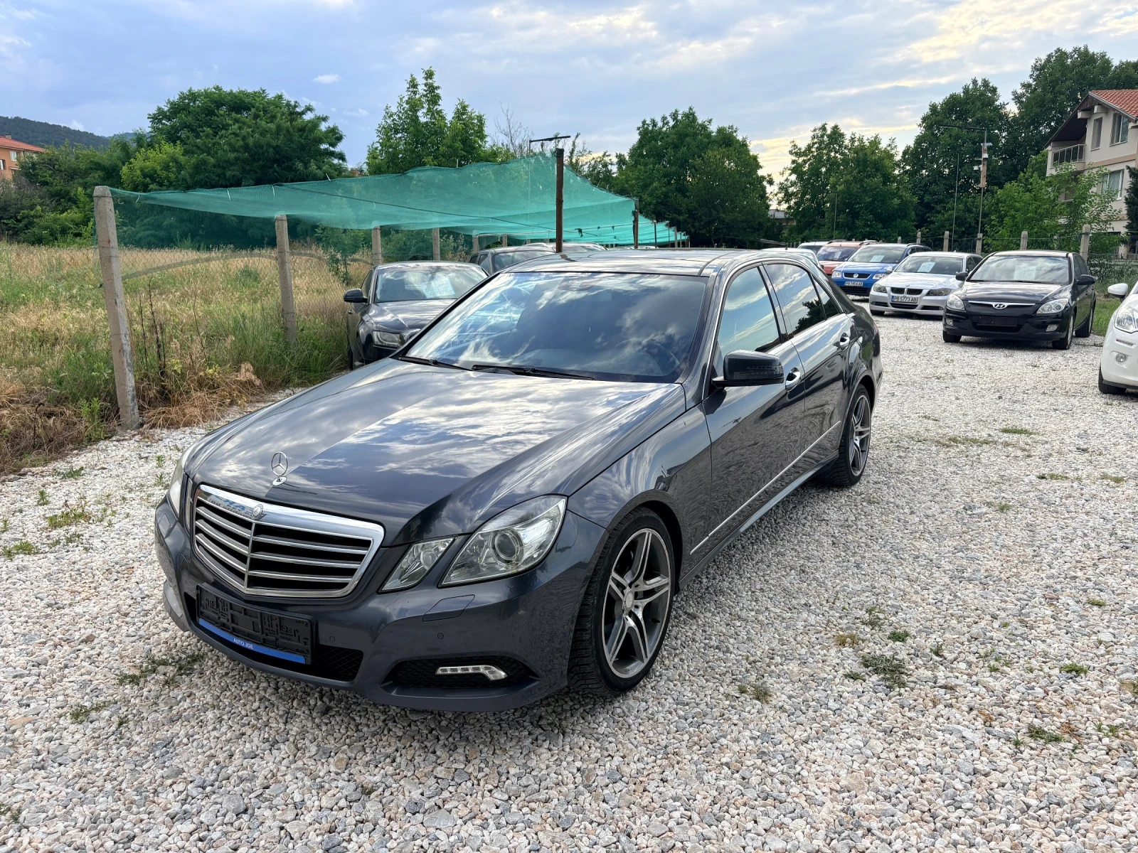 Mercedes-Benz E 350 Full Paket, снимка 8 - Автомобили и джипове - 54934762