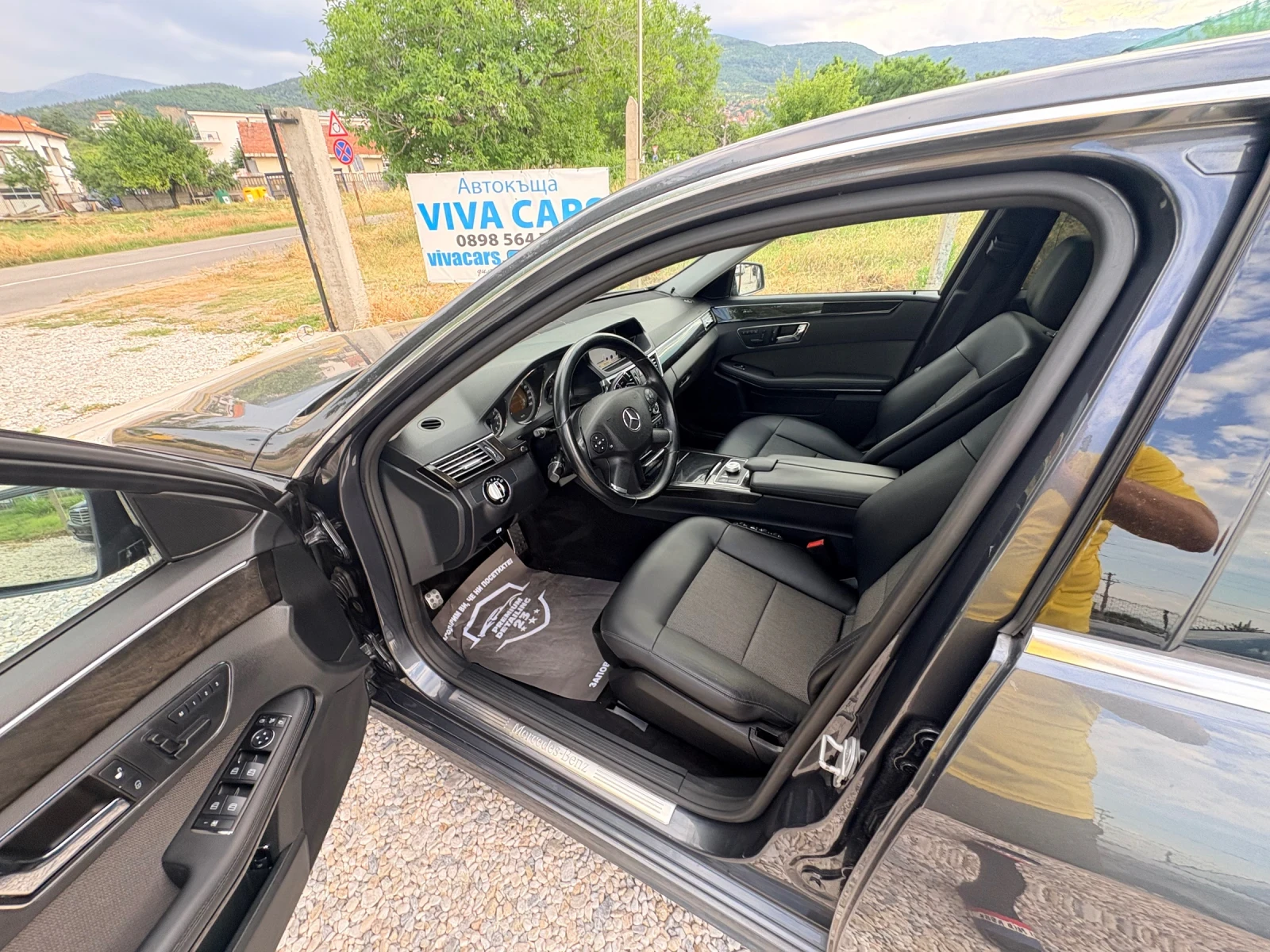 Mercedes-Benz E 350 Full Paket, снимка 12 - Автомобили и джипове - 54934762