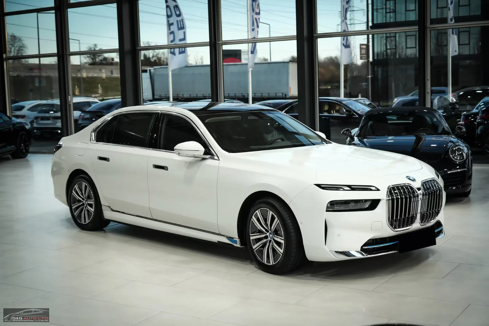 BMW i7 60/544HP/xDRIVE/B&W/PURE EXCELLENCE/360/PANO/592z, снимка 4 - Автомобили и джипове - 55260536
