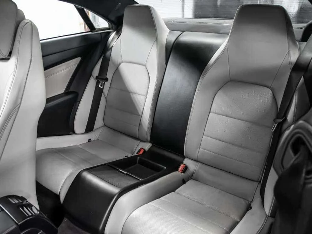 Mercedes-Benz E 400 * 2dr Coupe 4MATIC | PANO ROOF | LEATHER | NAV * , снимка 16 - Автомобили и джипове - 55263466
