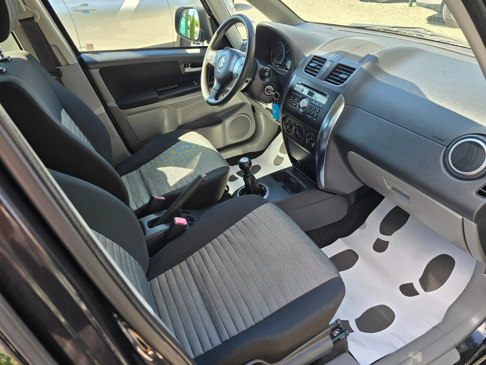 Suzuki SX4 1.6i-Facelift= Top, снимка 8 - Автомобили и джипове - 55280899