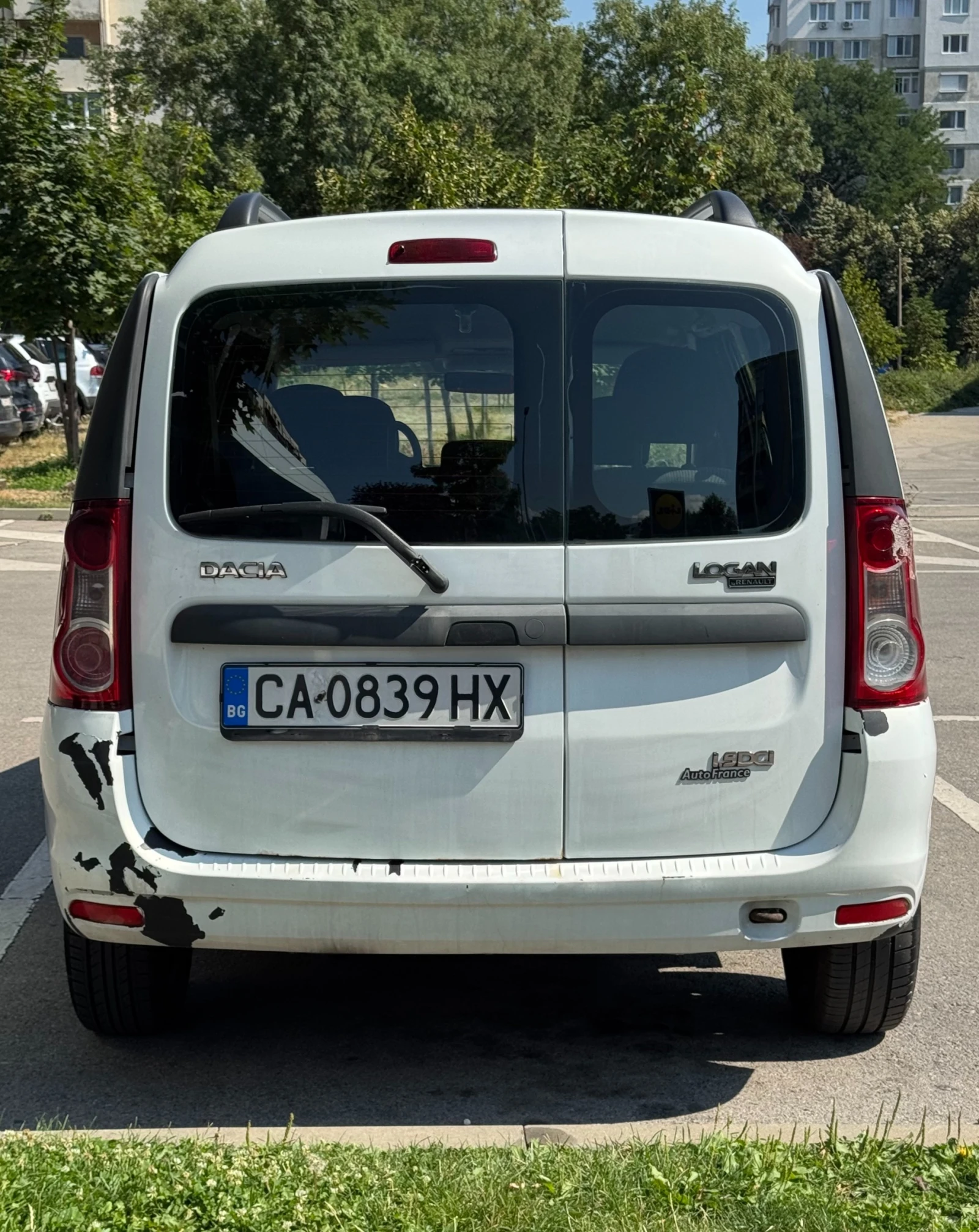 Dacia Logan, снимка 9 - Автомобили и джипове - 55584248