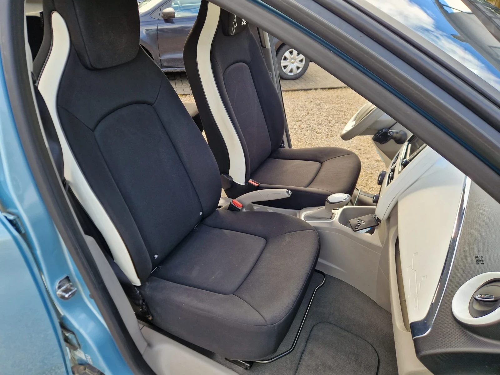 Renault Zoe Life, снимка 14 - Автомобили и джипове - 55666593