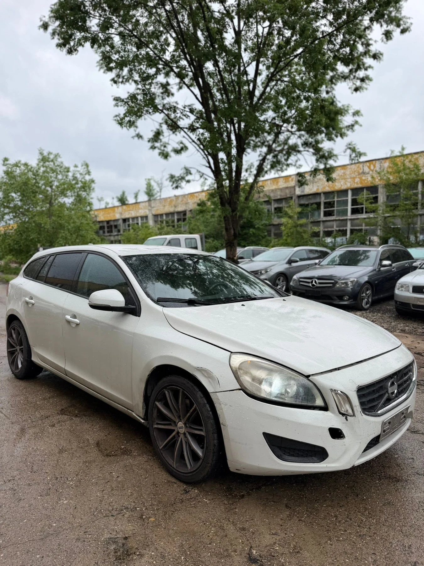 Volvo V60, снимка 5 - Автомобили и джипове - 55769250