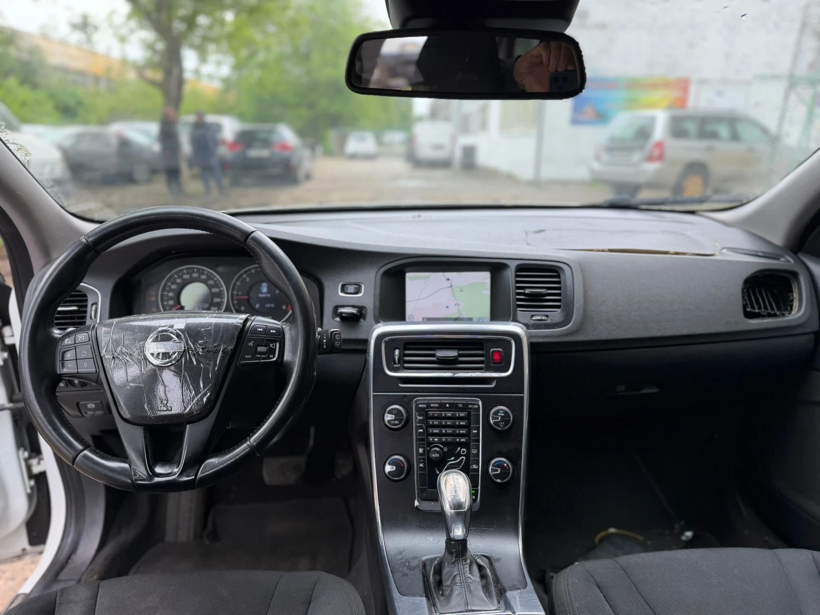 Volvo V60, снимка 7 - Автомобили и джипове - 55769250