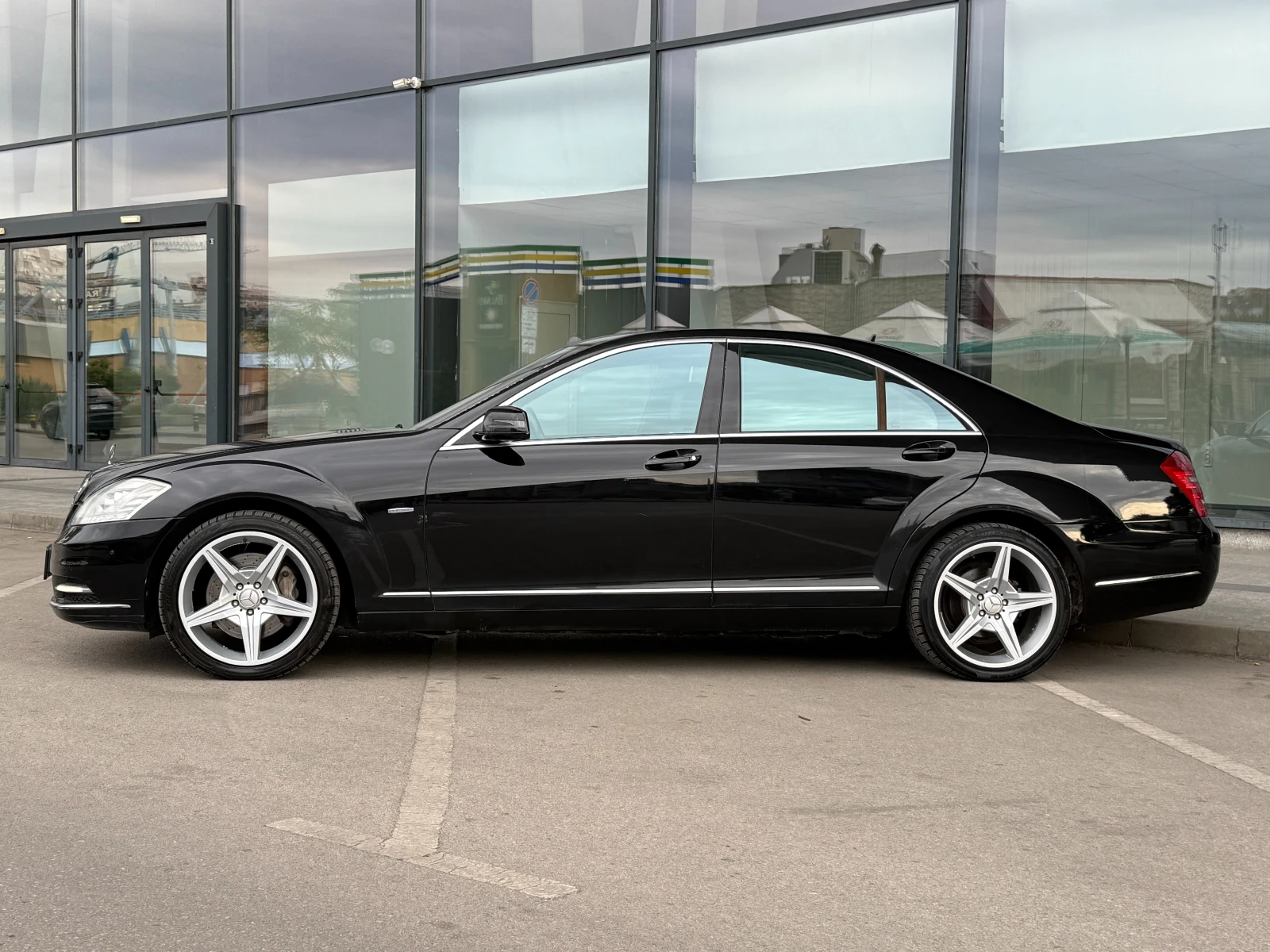 Mercedes-Benz S 350 CDI 4 Matic 258к.с. Bluetec/Всички Екстри/Facelift, снимка 2 - Автомобили и джипове - 56083420