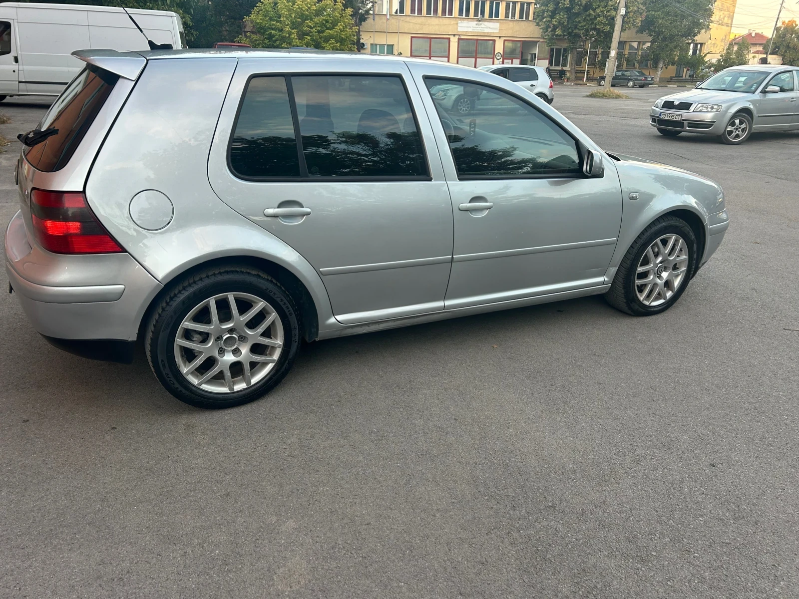 VW Golf Golf 4 1.9 - 200 �.�. � ��� 6 ��������  | Mobile.bg � ����������� 4