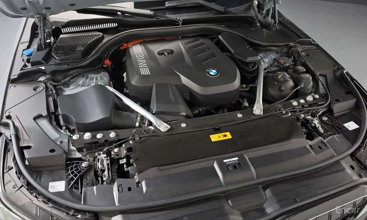 BMW 530E, снимка 6 - Автомобили и джипове - 56689965